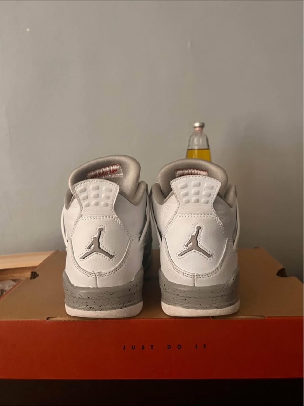 Jordan 4 oreo cement